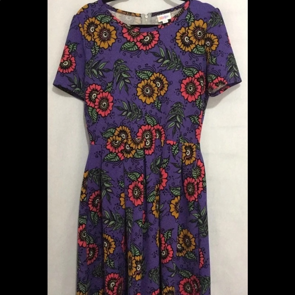 LuLaRoe Amelia